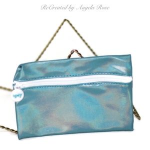 💰3/$10💰 Ipsy Cosmetic Bag Blue Metallic